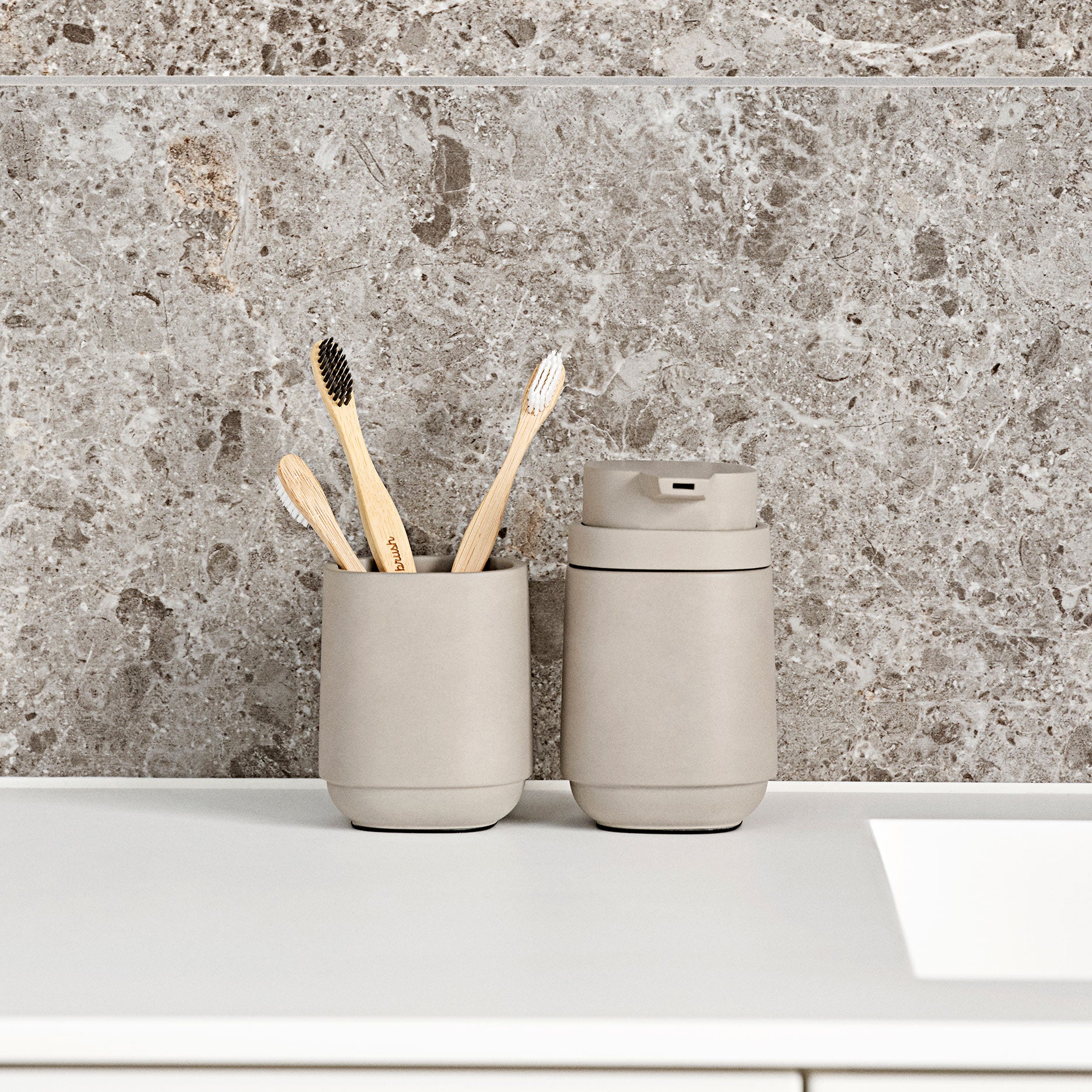 Time tandbørstekrus concrete